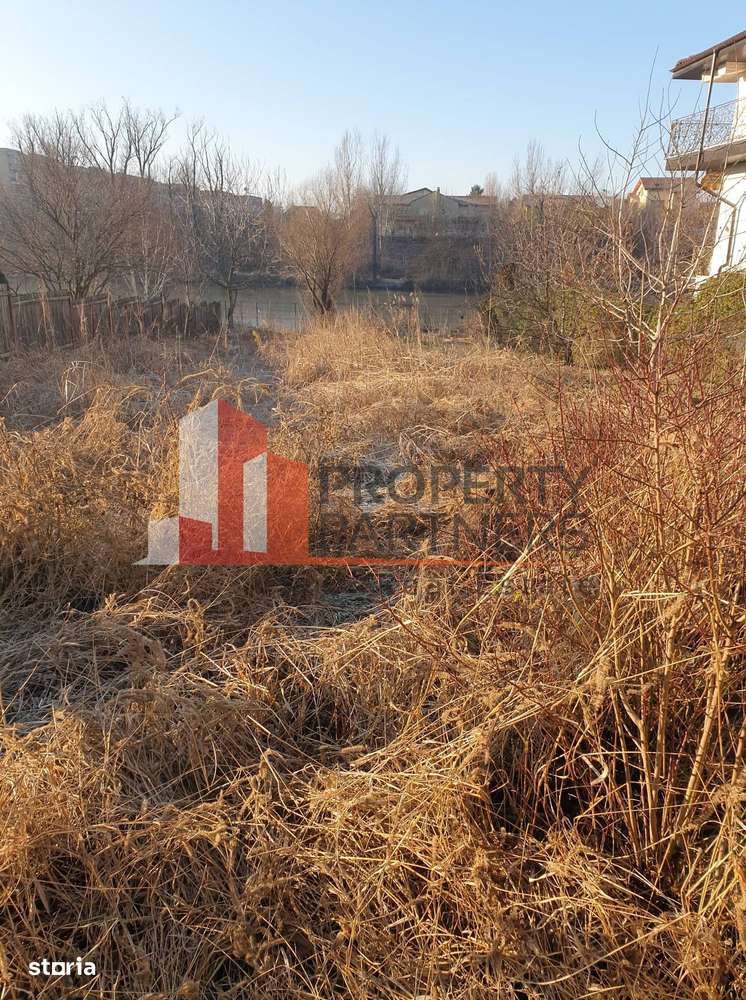 Teren superb rezidential, pe malul lacului Pipera - Imagine principală: 5/7