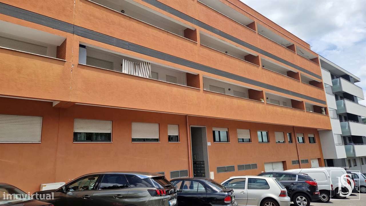 T1 Braga, Apartamento Gualtar, Próximo da UMinho, Com Garagem, Open Sp-0