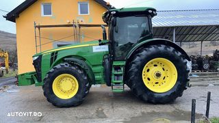 John Deere 8270R Tractor Agricol