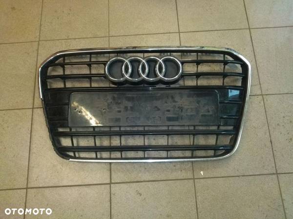 ATRAPA AUDI A6 4G0 853 037 - 1