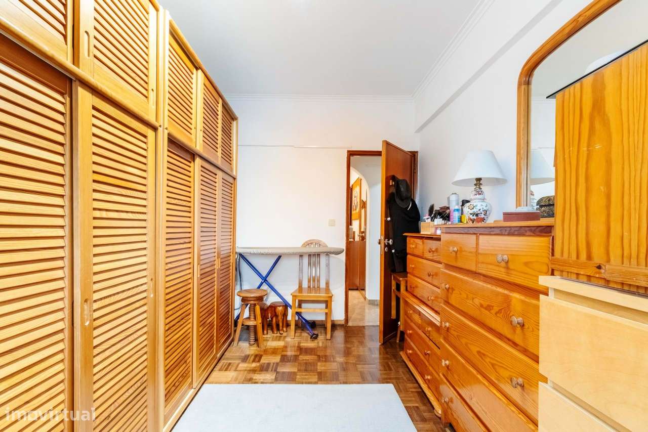 Apartamento T3 em Casal de São Brás, Amadora-31