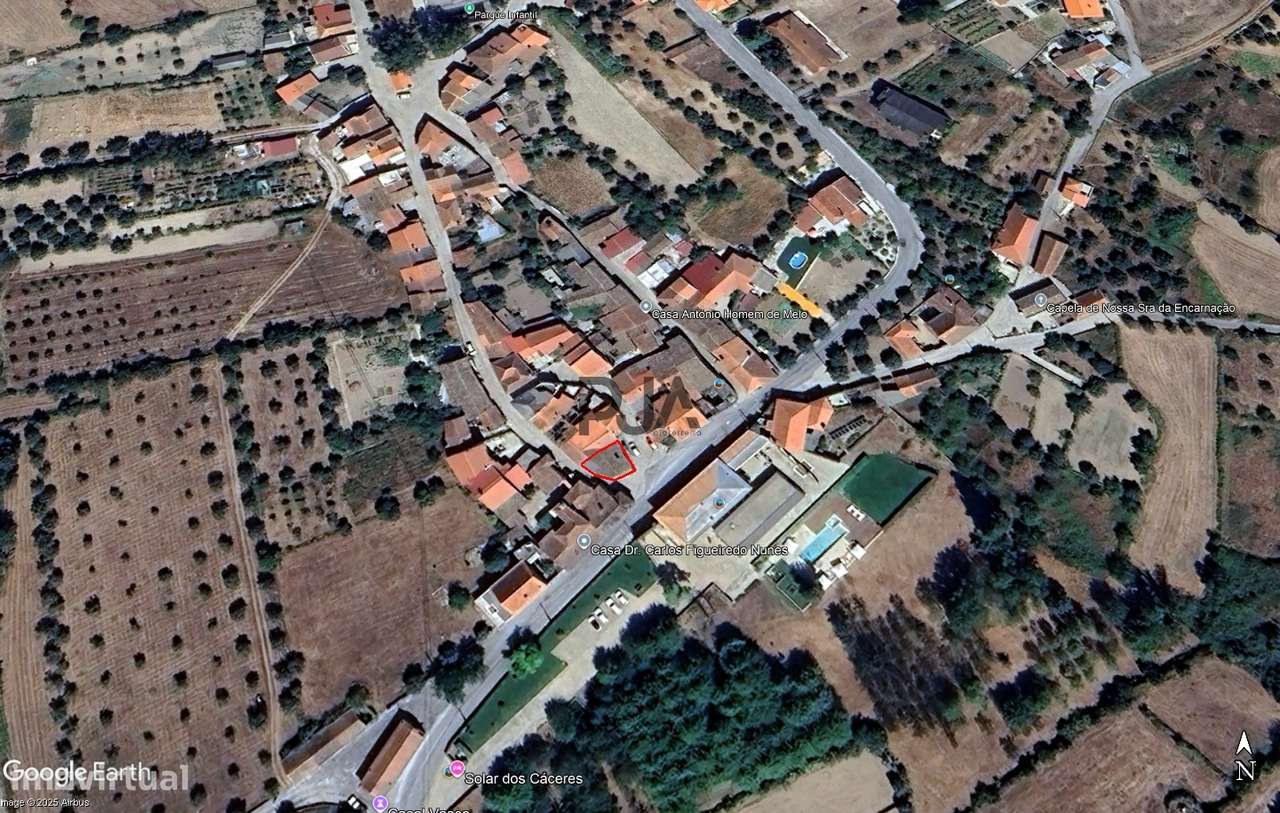 Moradia Para Recuperar em Casal Vasco, Fornos de Algodres-7