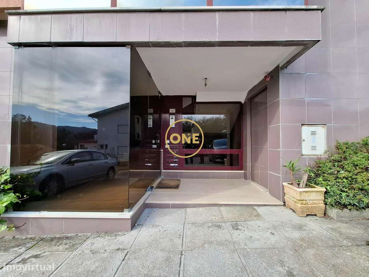 Apartamento T3 com Garagem e Terraço no Alto da Prova, em Paçô - Arcos - Grande imagem: 3/31