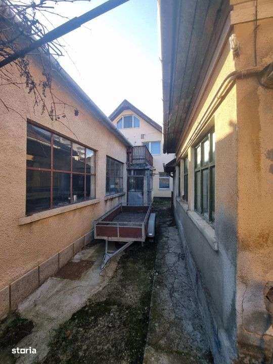 Investitie! 2 case + 1 hala, teren 374 mp, zona Auchan Iris - Imagine principală: 1/19