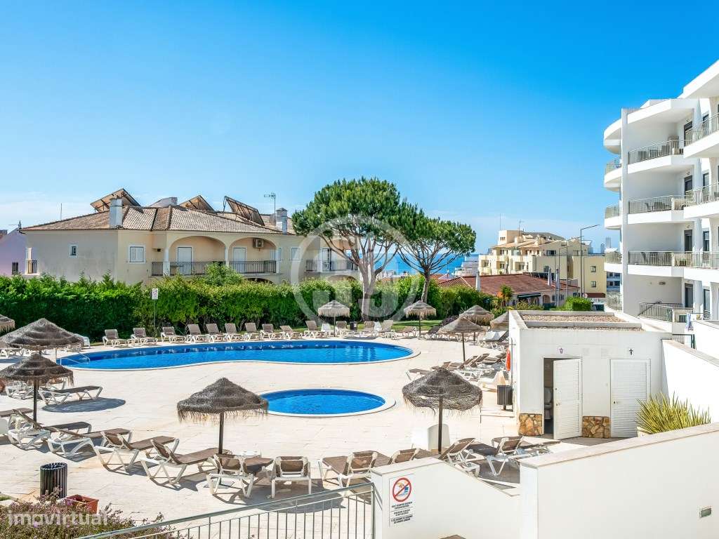 Apartamento T0+1 com Terraço Privativo e Licença AL | Torre da Medr...-22