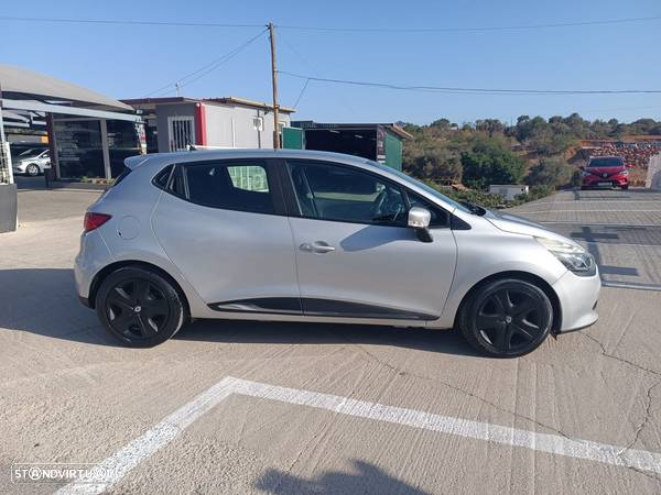 Renault Clio 1.5 dCi Limited - 6