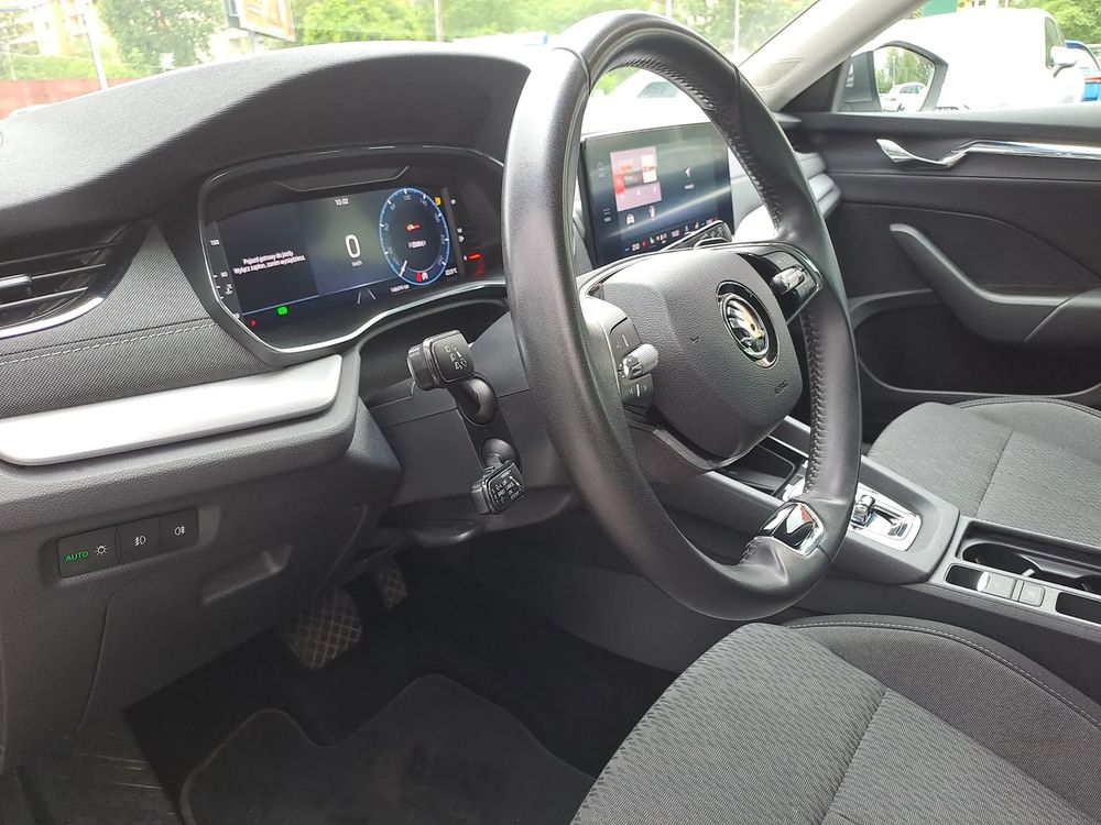 SKODA OCTAVIA Virtual ACC Matrix 1,5eTSI 150KM Serwis ASO Salon PL VAT23%