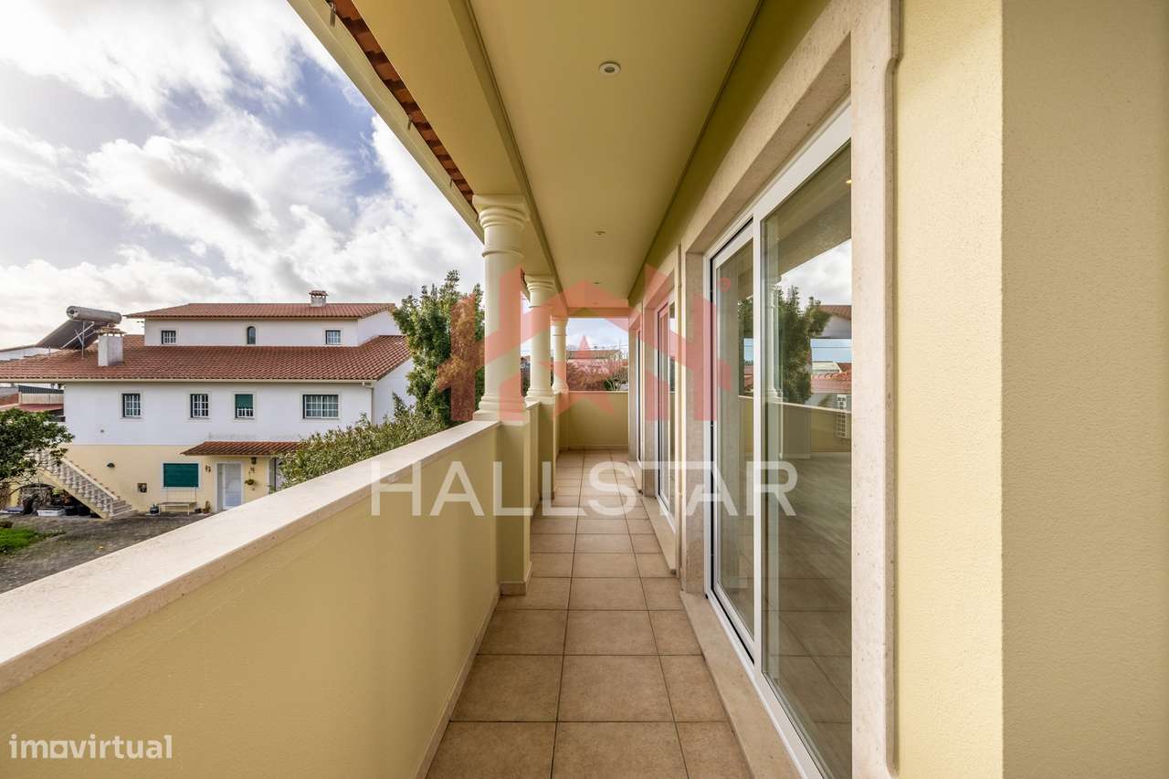 Moradia de Luxo T4 / Lote com 890m² / Marinha Grande-34