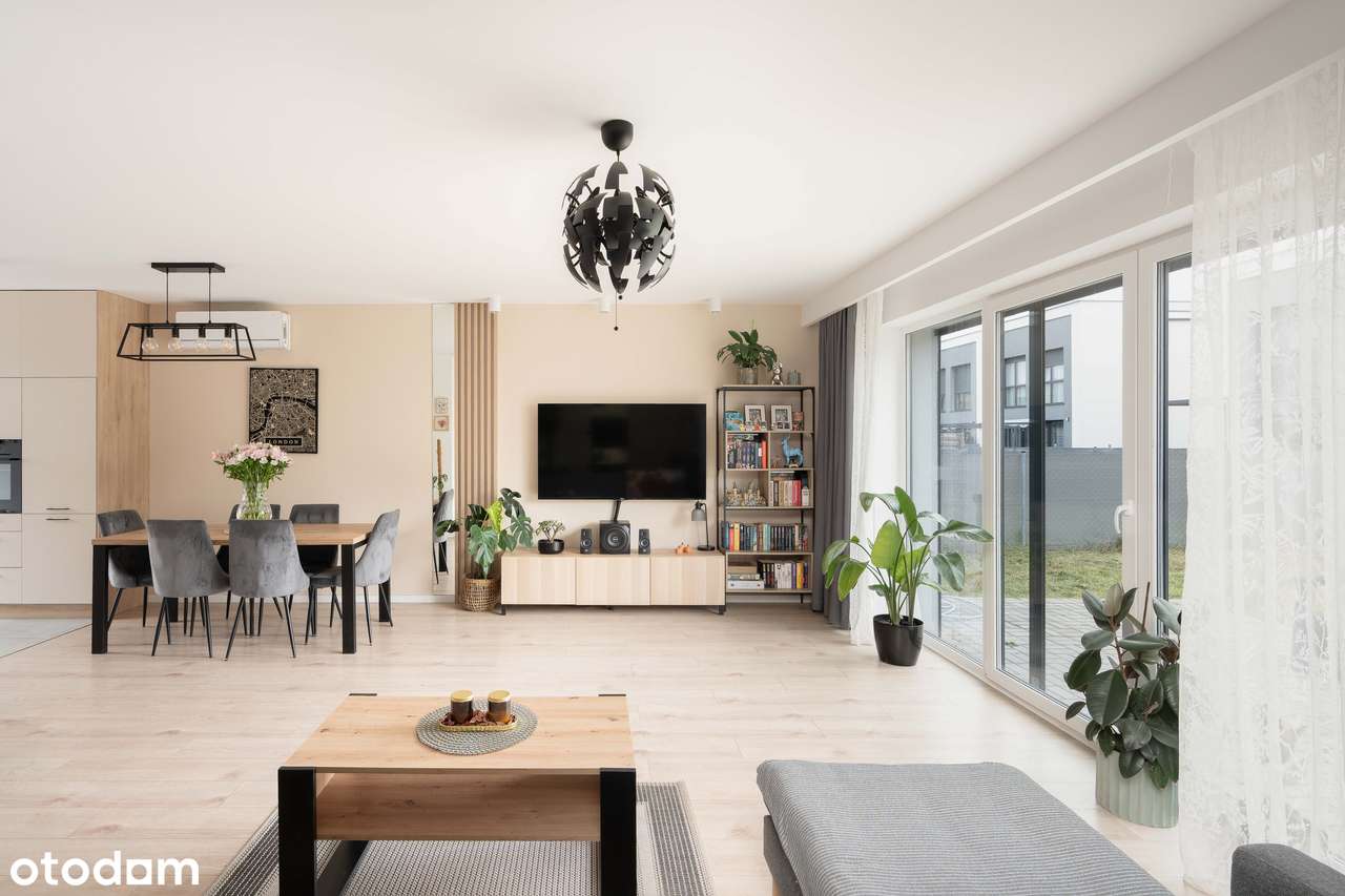 Przestronny bliźniak, gotowy do wejścia/fotowoltaika/klima./Koninko-6