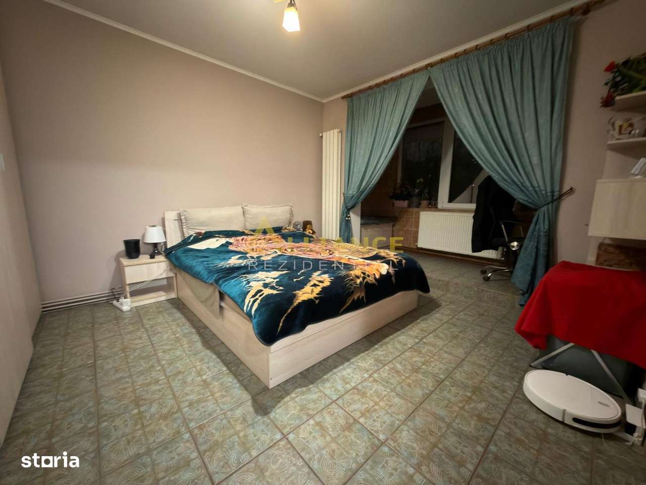 Apartament 3 camere decomandat – Izvorul Muresului, Sector 4 – Mobilat