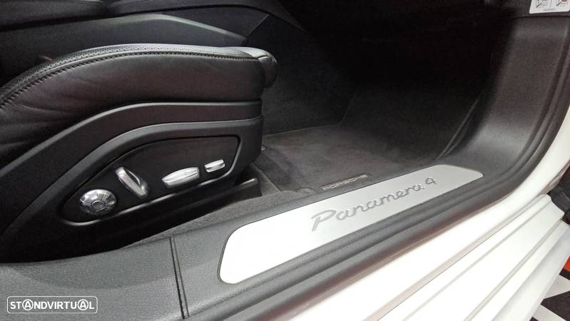 Porsche Panamera 4 E-Hybrid - 19