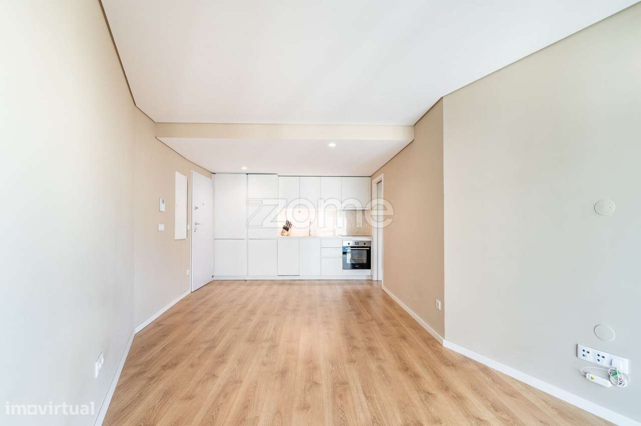 Apartamento T2 no Porto Junto ao metro Casa da Música - Grande imagem: 4/21