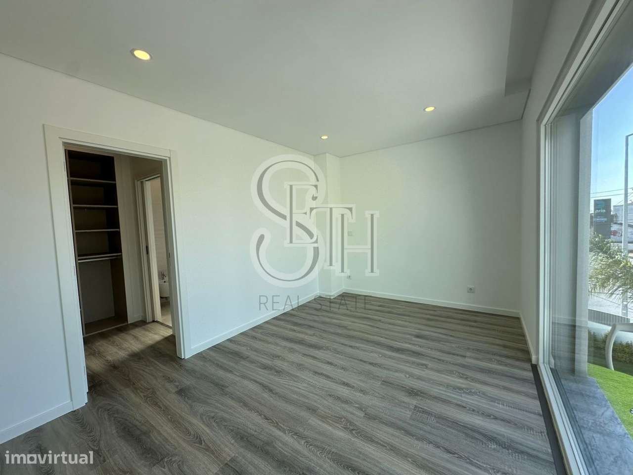 MORADIA V3+1 CENTRO DA CIDADE-19