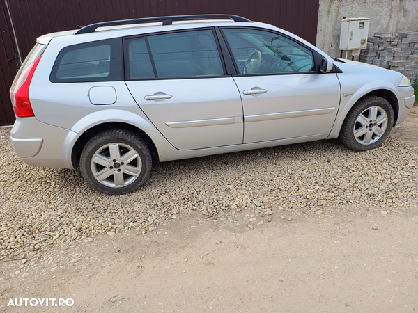 Renault Megane - 2