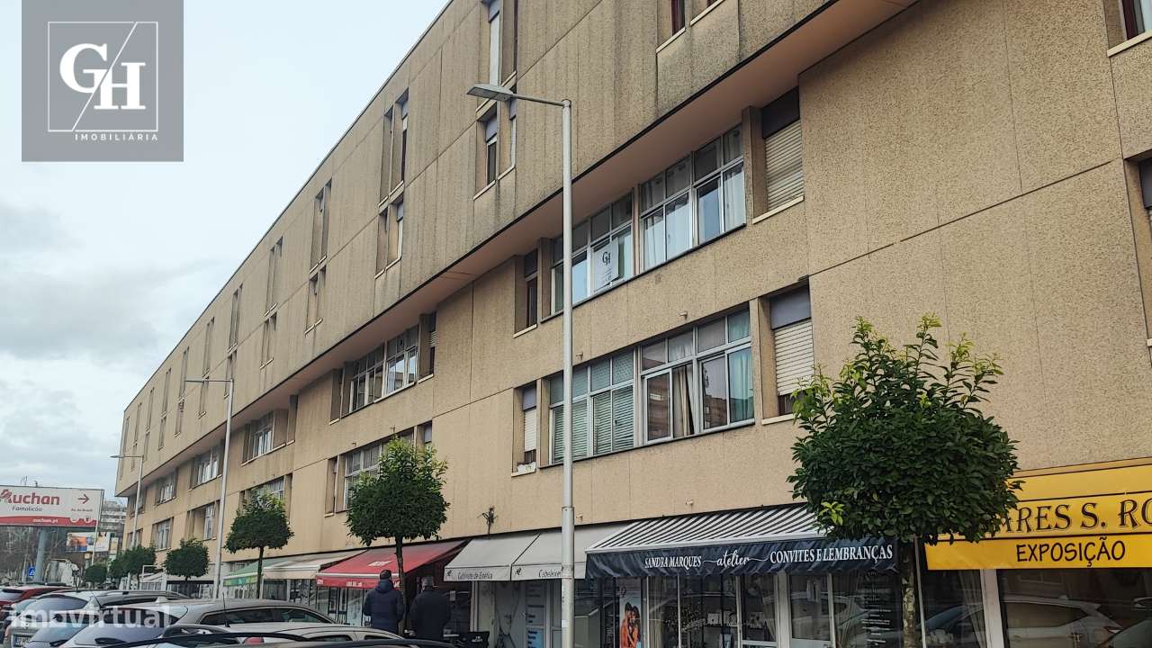 Apartamento duplex T3 no centro de Famalicão-17