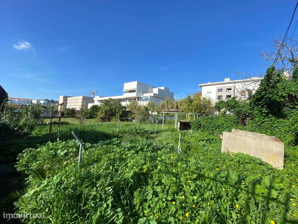 Terreno no Casalinho de Ajuda junto ao Polo Universitário da Ajuda-6