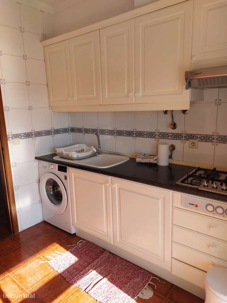 Arrenda-se T1 mobilado e equipado - Grande imagem: 3/4