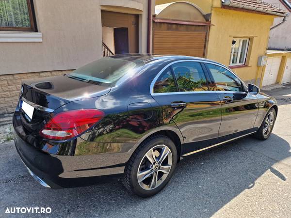 Mercedes-Benz C 200 - 5