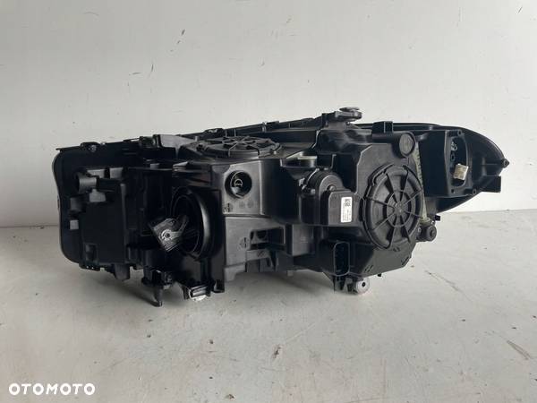 BMW 5 G30 G31 lampa Full Led ADAPTIVE prawa przód 8499122 - 2