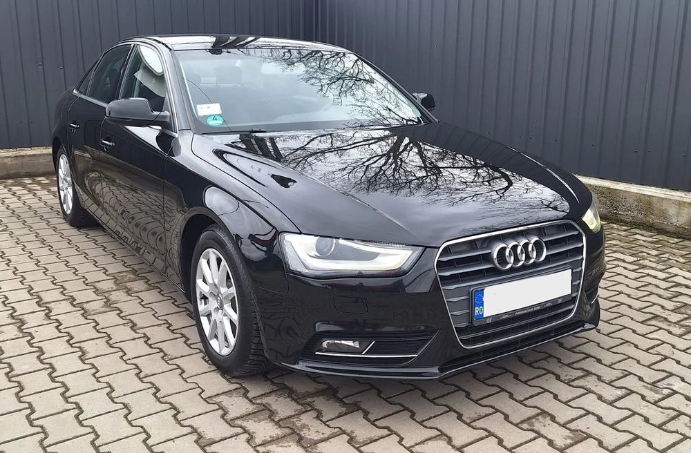 Audi A4 B8 [2007 - 2015] 2012
