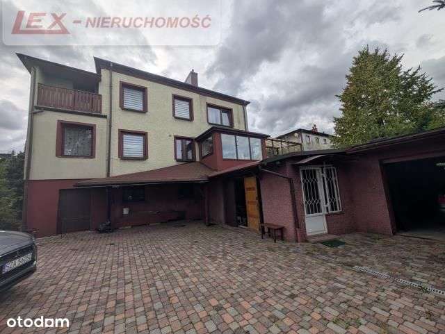 Dom w Zawierciu z oddzielną klatką schodową-10