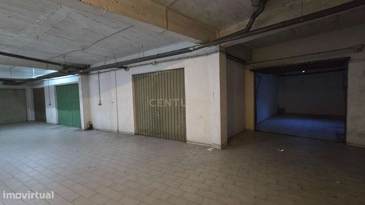 Garagem Box em Portimão - Oportunidade Única! - Grande imagem: 4/9