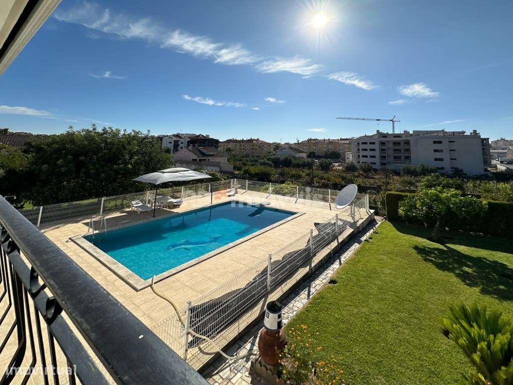 Moradia T6 com piscina e logradouro com 2744 m2, junto da urbanizaç... - Grande imagem: 5/60