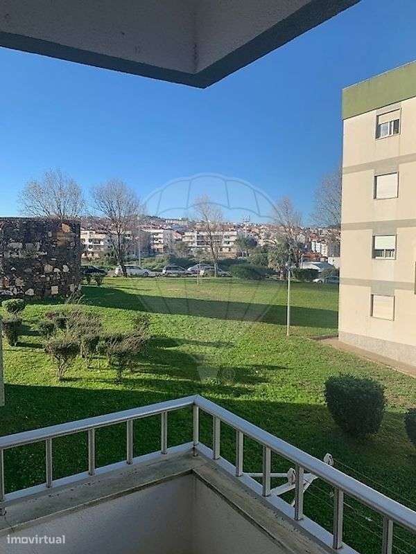 Apartamento T2 para arrendamento - Grande imagem: 4/14