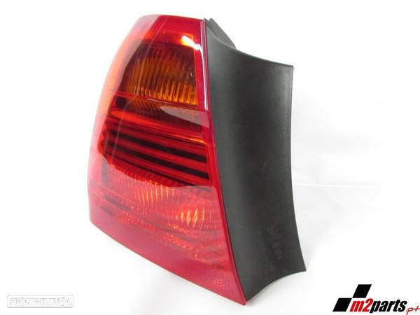 Farolim do Painel Esquerdo/Trás Seminovo/ Original BMW 3 (E90) 63216937457 - 3