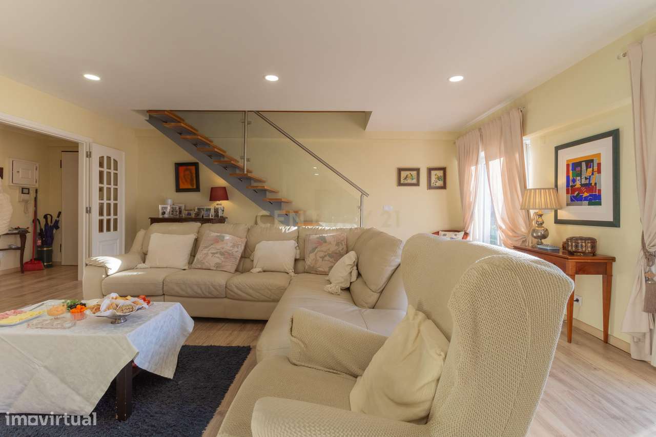 Apartamento 5 Quartos,  remodelado, com Vista desafogada na Charneca d - Grande imagem: 5/44