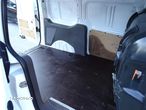 Ford Transit Connect - 13