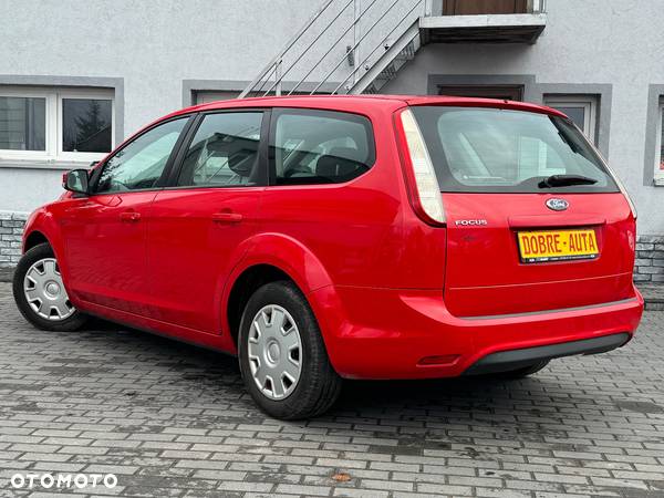 Ford Focus Turnier 1.6 16V Style+ - 23