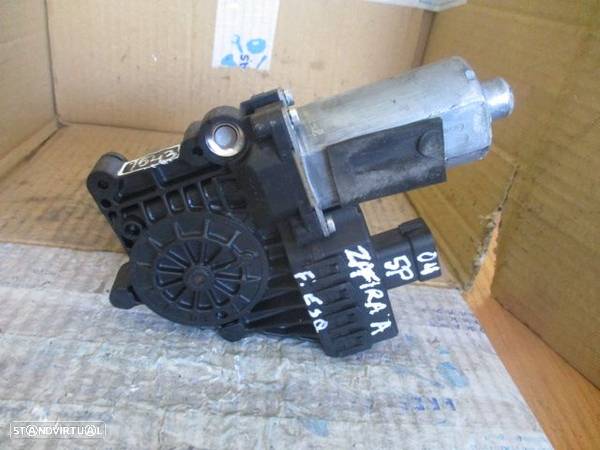 Motor Elevador Vidro 994886100 OPEL ZAFIRA A 2004 FE - 1