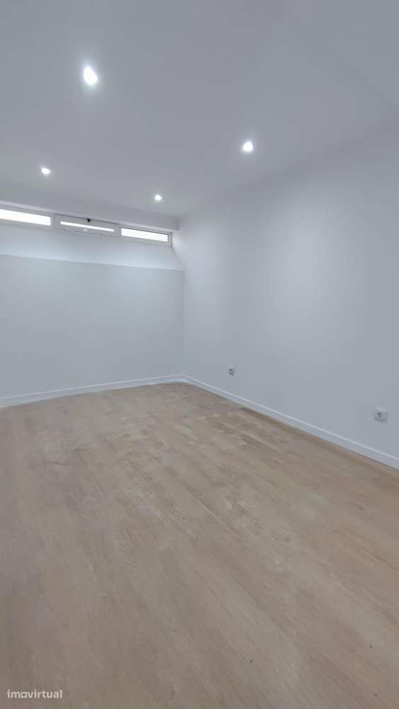 T2 Totalmente Remodelado com Logradouro-6