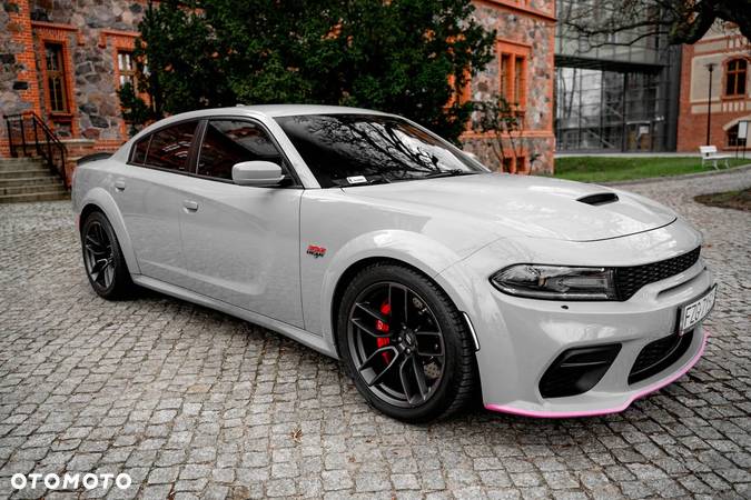 Dodge Charger 6.4 Scat Pack Widebody - 1