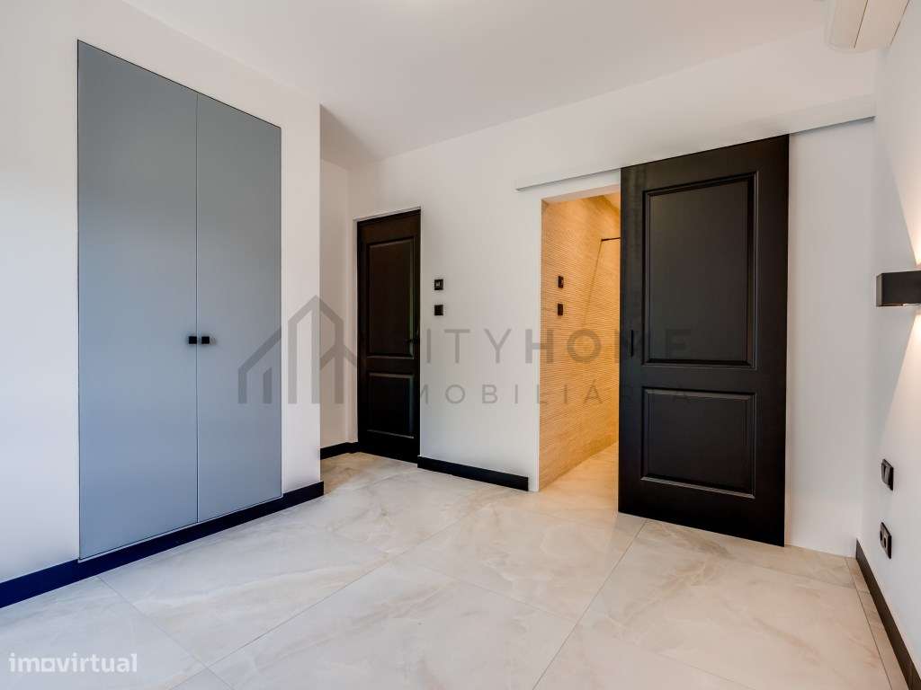 Exclusivo Apartamento T3 Duplex com Terraço Panorâmico em Condomíni...-10