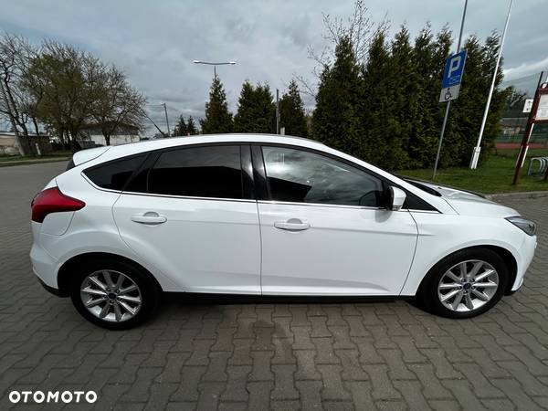 Ford Focus 1.5 TDCi Trend - 6