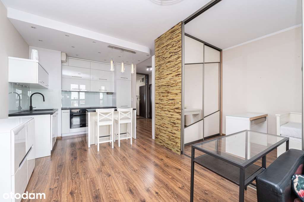 Bez prowizji! Dwa pokoje w ikonicznej lokalizacji-1