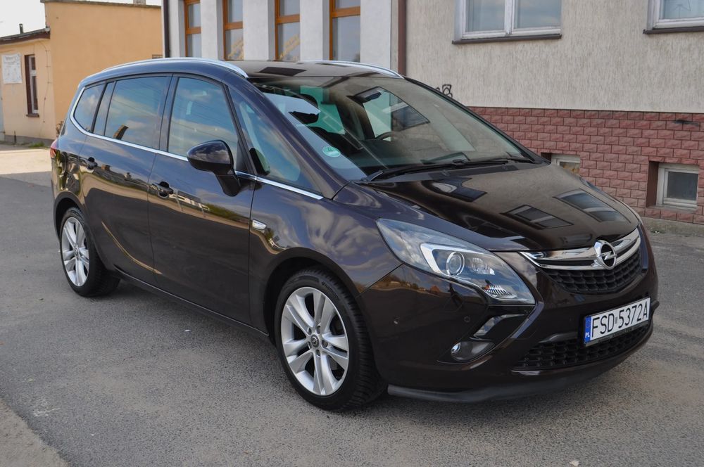 Opel Zafira C 2012