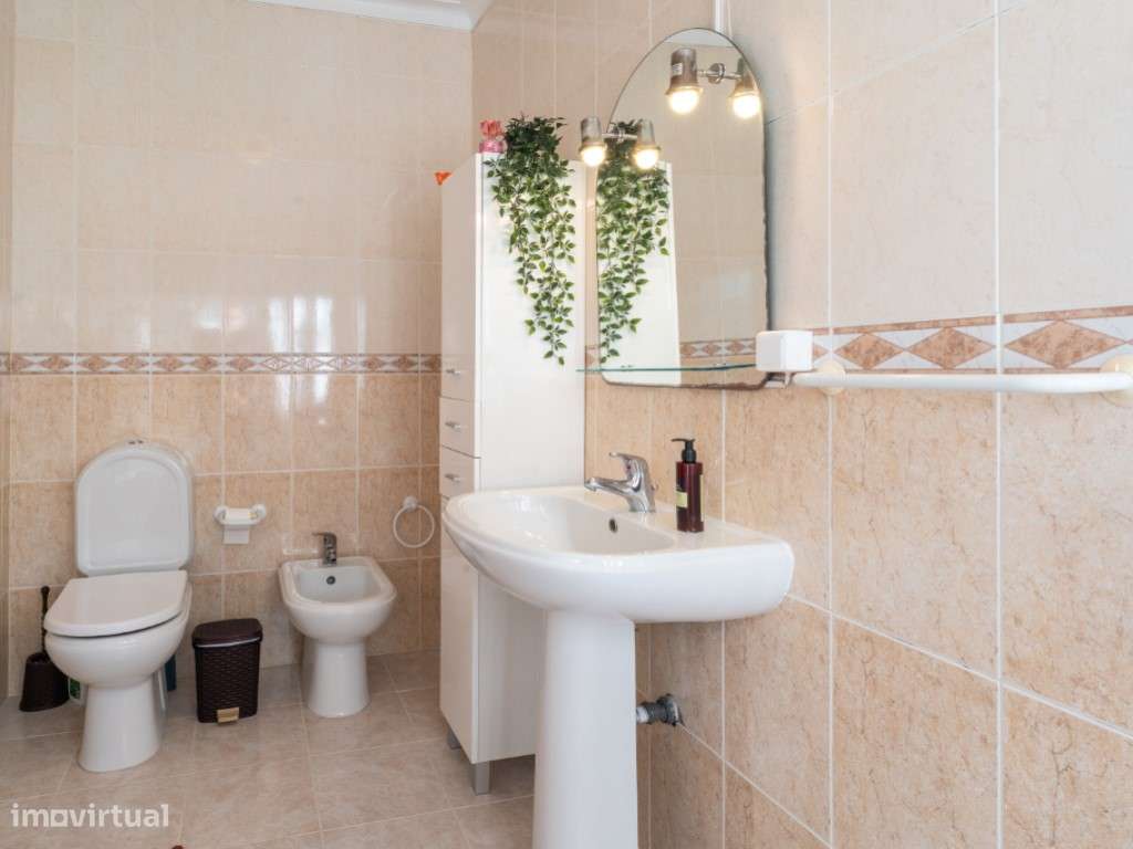 Moradia Geminada T3 Concelho de Alcobaça-20