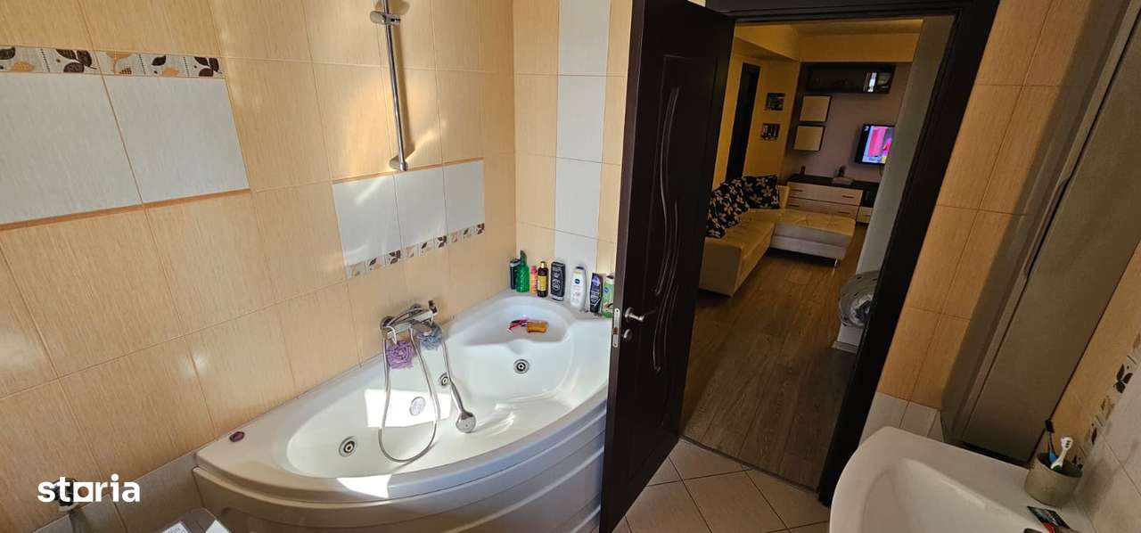 3 camere zona Letea Bloc Nou-7