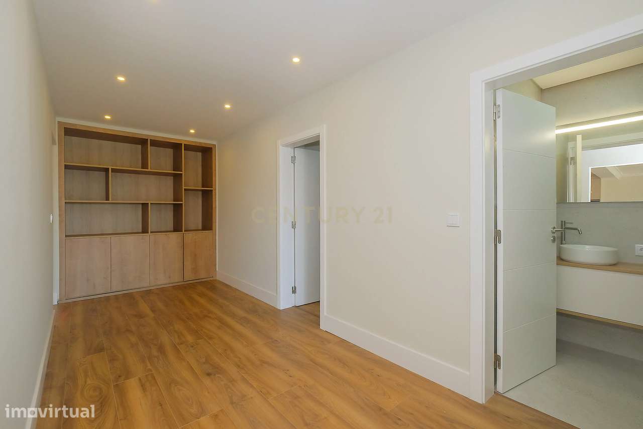 Moradia T5 com piscina, jardim, vista mar e Serra de Sintra | Murches,-35