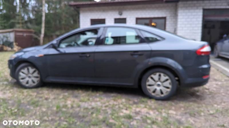 Ford Mondeo 1.8 TDCi Trend - 3