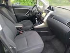 Toyota Verso 1.8 Premium 7os EU6 - 32