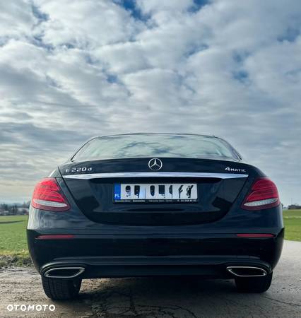 Mercedes-Benz Klasa E 220 d 4-Matic 9G-TRONIC - 7