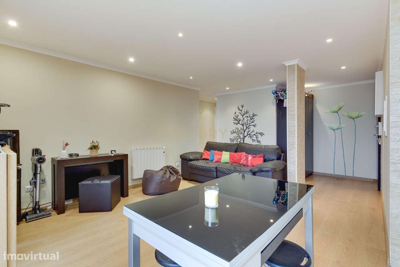 Viva no Centro da Amadora – T2 Espaçoso e Luminoso-7