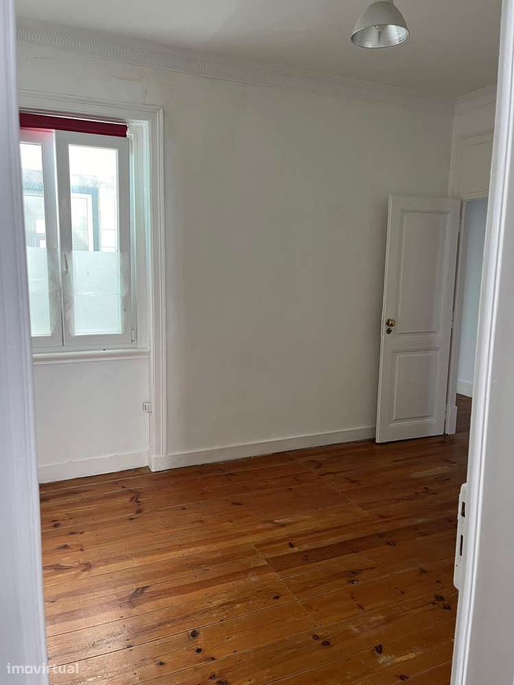 Apartamento T3 à venda em Lisboa/Arroios - Grande imagem: 5/8