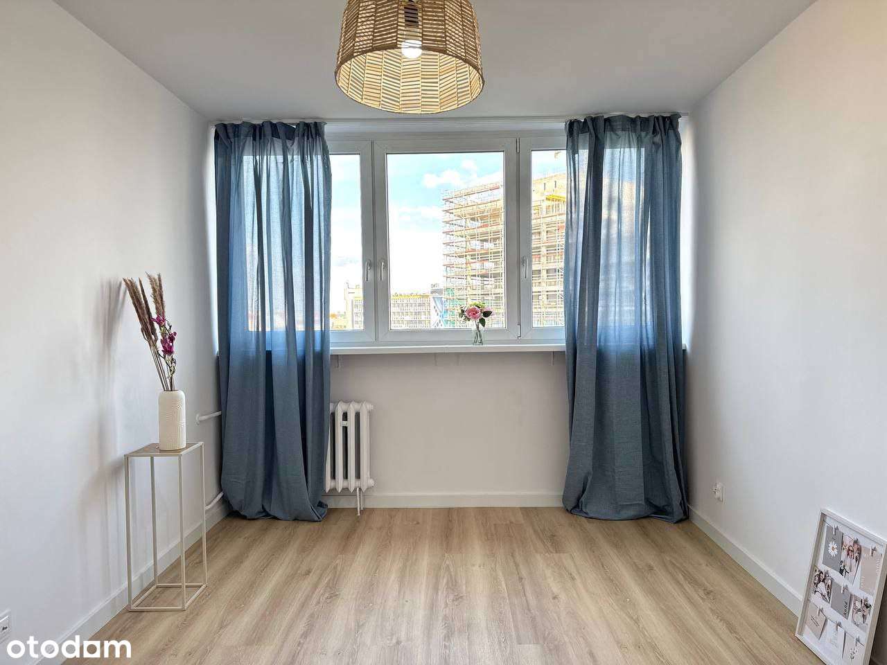 2-pokojowe mieszkanie - po remoncie - obok Sky Tower - PL,UA,RU,ENG-3