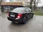 Chevrolet Aveo 1.2 LS - 8