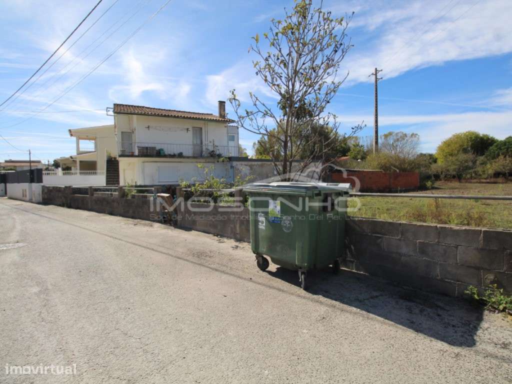 Terreno - Grande imagem: 2/4